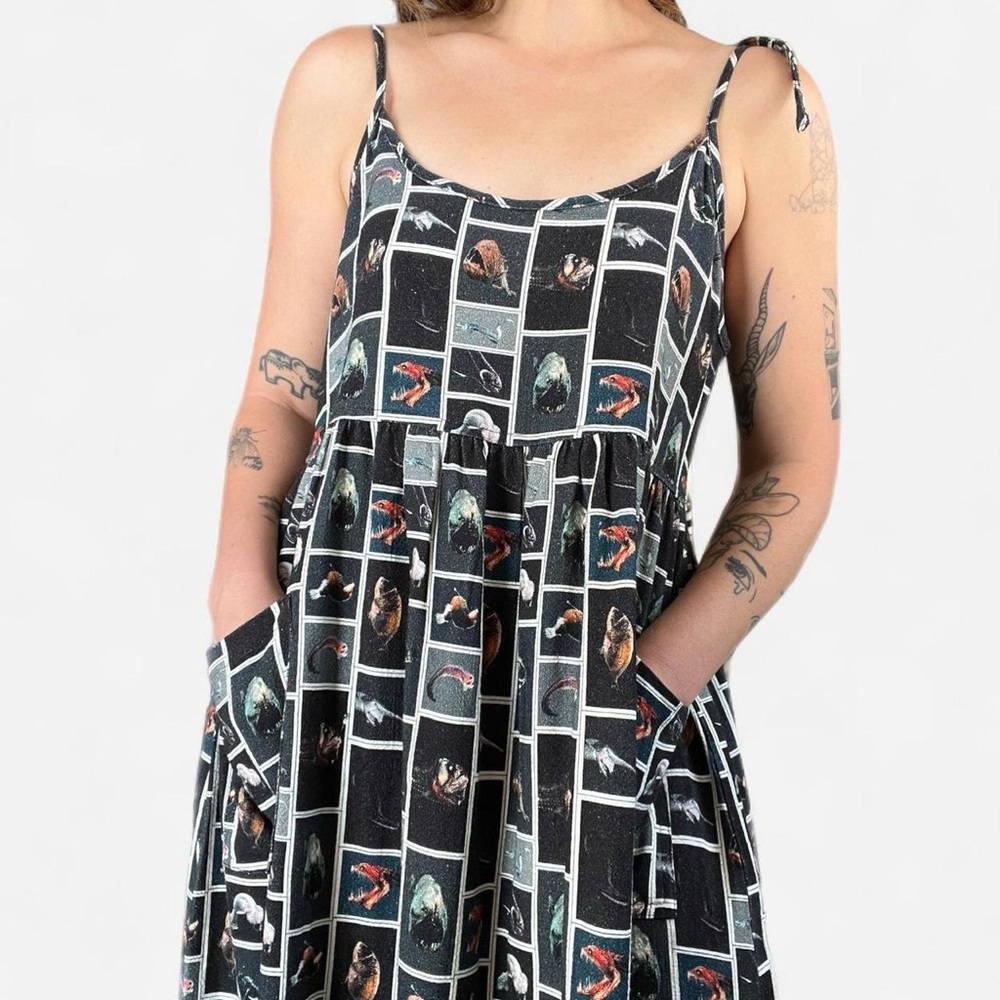 Fashion Brand Company breeze on my genitals cute fish midi linen dress - size xs